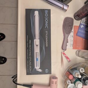 Bio Ionic Stylewinder Pro Rotating Styling Iron